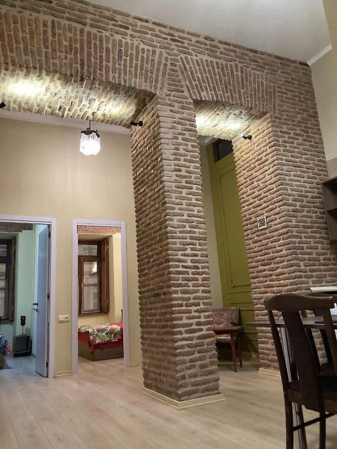 公寓 Luxury 2 Bedroom Suite Historical Tbilisi Center